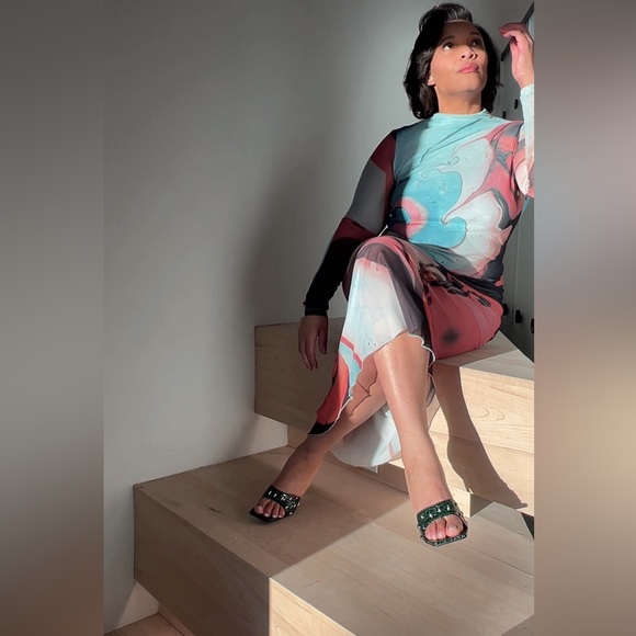 SOLD | Cape Robbin Tennon Faux Crocodile Square Open Toe Shoes Heels - Picture 4 of 15